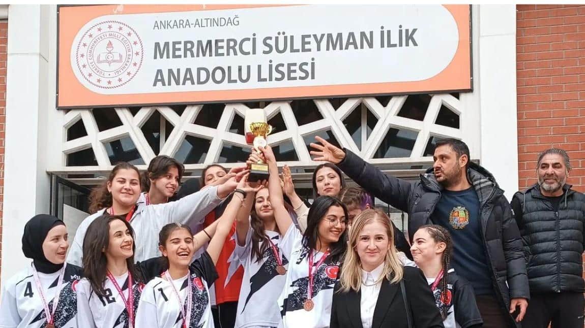 Altindag  İlçesi  Genç Kızlar Futsal Turnuvasi