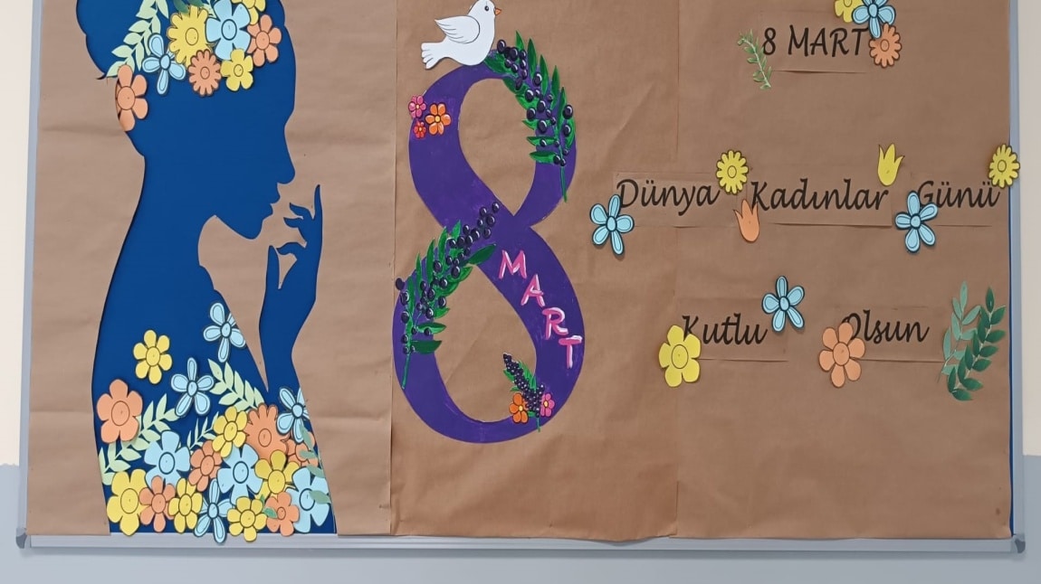 8 MART DÜNYA KADINLAR GÜNÜ